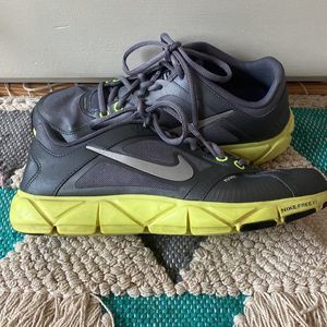 Nike Free Flywire Run Training Sneaker